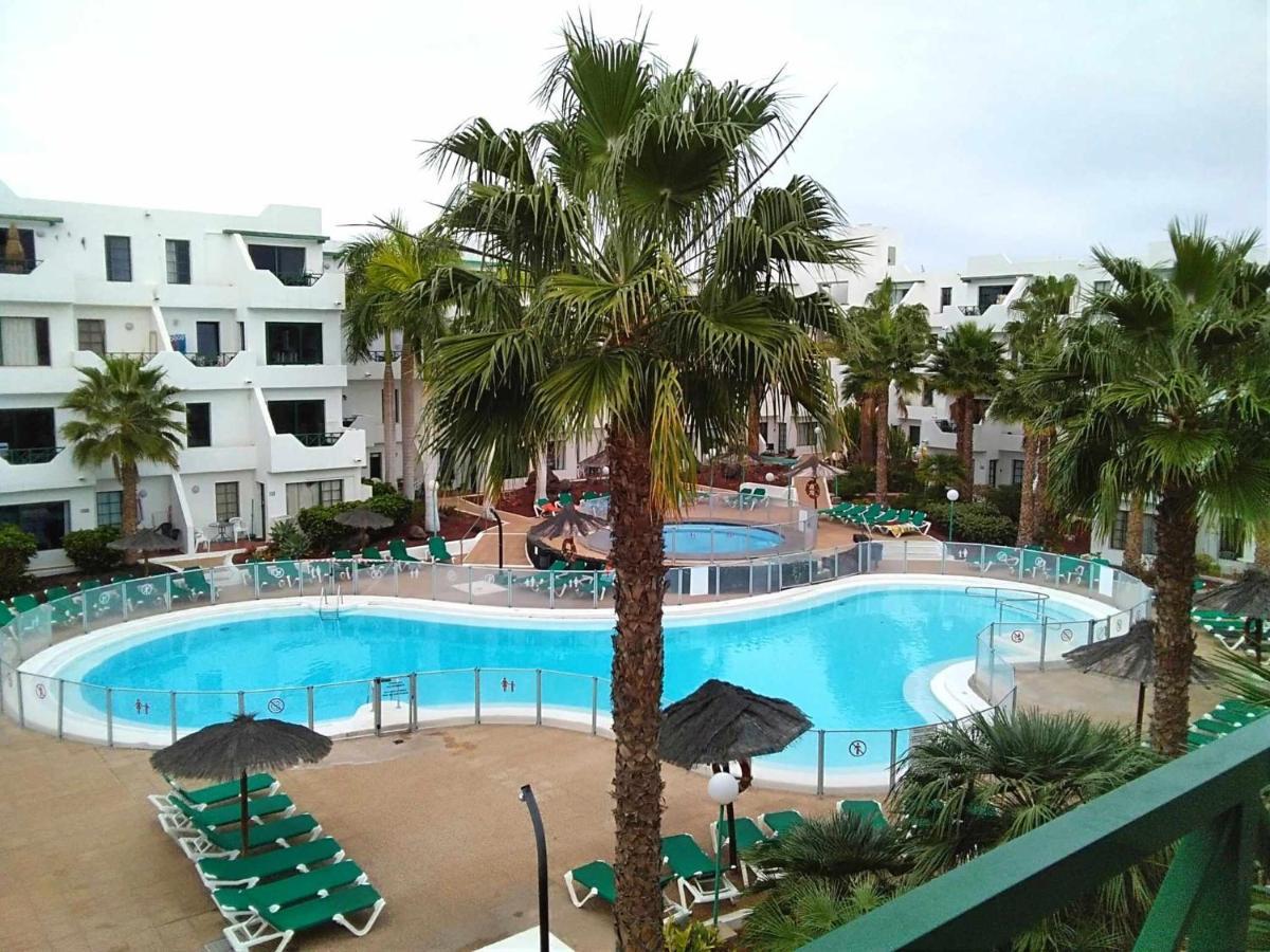 Lovely Apartment Mira With Pool Puerto del Carmen  Kültér fotó